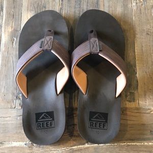 Reef Men’s Brown Flip Flops•sz10